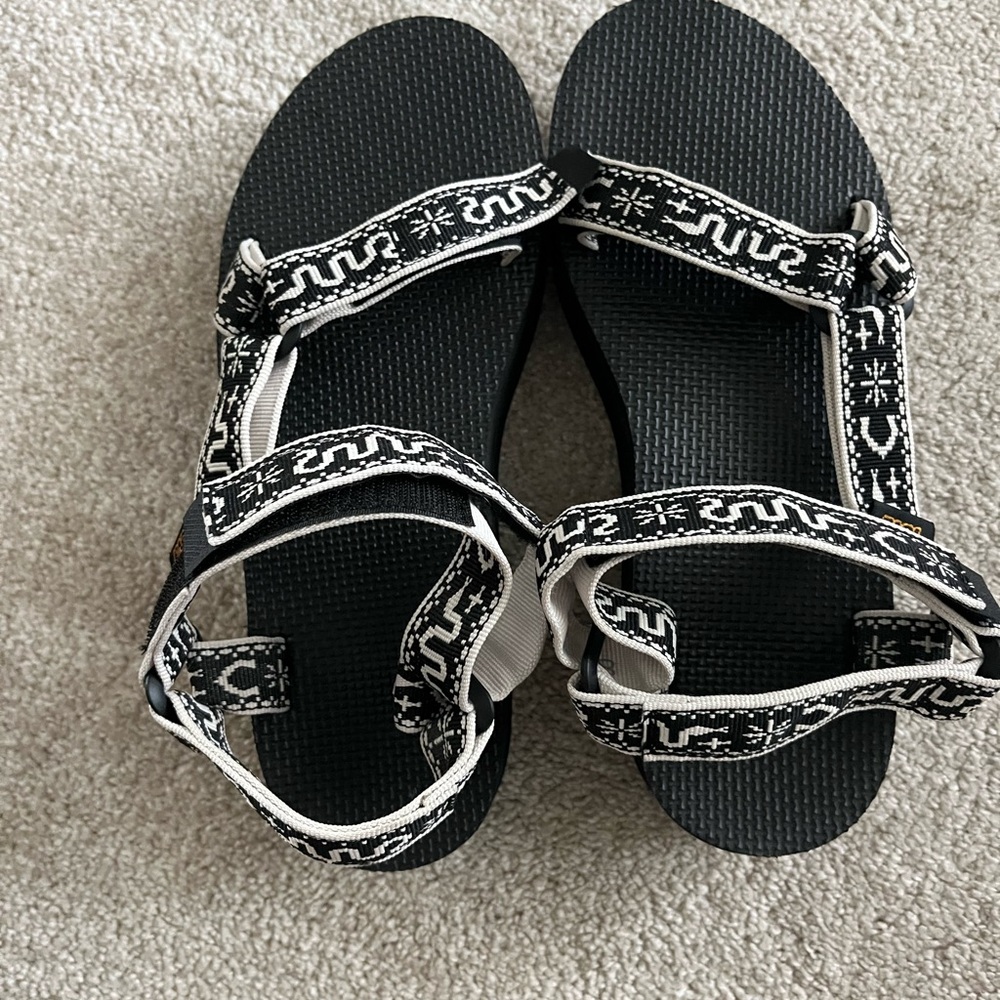 Teva flat form sandals